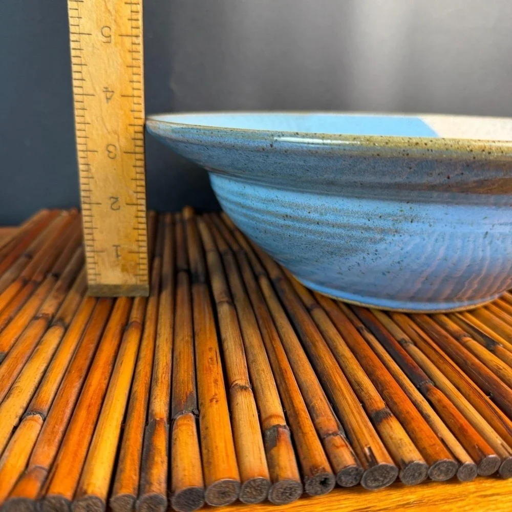 Studio Pottery‎ Stoneware Bowl Blue Cream Glaze Hand Thrown Signed DW Beautiful
